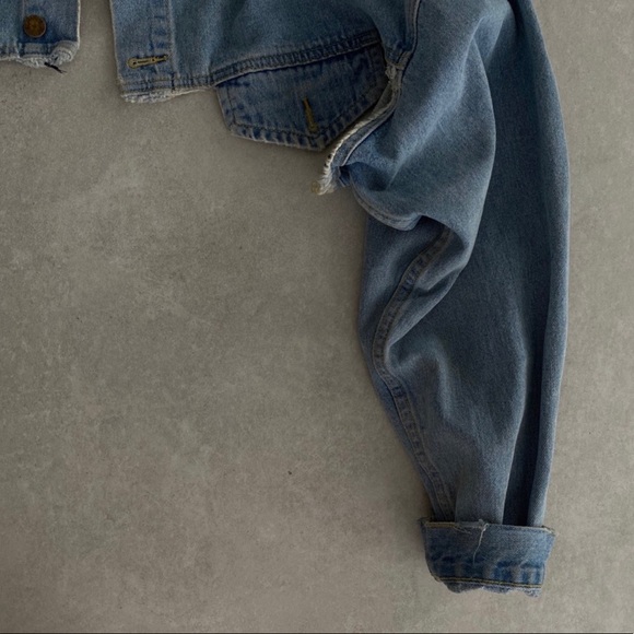 CARMAR DENIM JACKET FROM LF LA - Picture 4 of 6